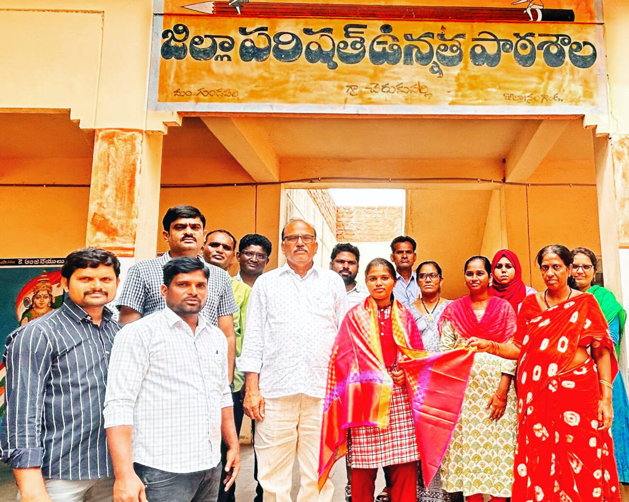 రాష్ట్ర స్థాయి కబడ్డీ పోటీలకు ఎంపికైన  గిరిజన విద్యార్థిని మౌనిక